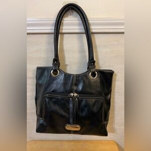 Franco Sarto Black Silver
Hardware Shoulder Leather
Handbag
